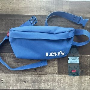 Levi’s banana sling ( small)
